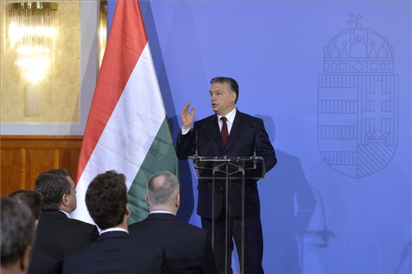 Budapest, 2015. március 9. Orbán Viktor miniszterelnök beszédet mond a Külgazdasági és Külügyminisztériumban (KKM) rendezett kétnapos rendkívüli külképviselet-vezetői értekezlet első napján, 2015. március 9-én. MTI Fotó: Koszticsák Szilárd