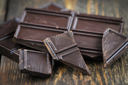 a szív egészségére jótékony csokoládé bemutatta a dohányzás mint a magas vérnyomás tényezője