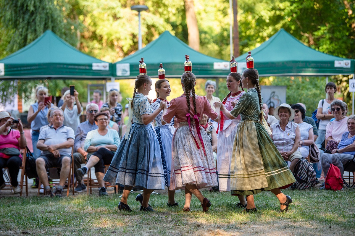 MKecskemét táncegyüttes